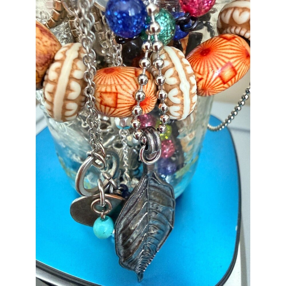 Jewelry Mystery Surprise Lot -25 - 30 Pcs Estate Vintage & Modern Mix - Picture 3 of 7